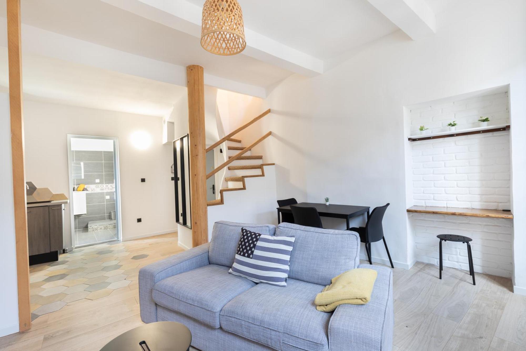 Le Duplex - Hypercentre - Wifi Leilighet Carpentras Eksteriør bilde